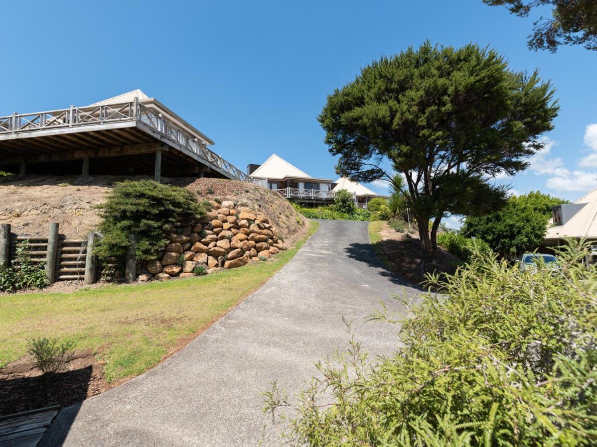 Te Maiki Escape - Russell Holiday Home Exterior foto